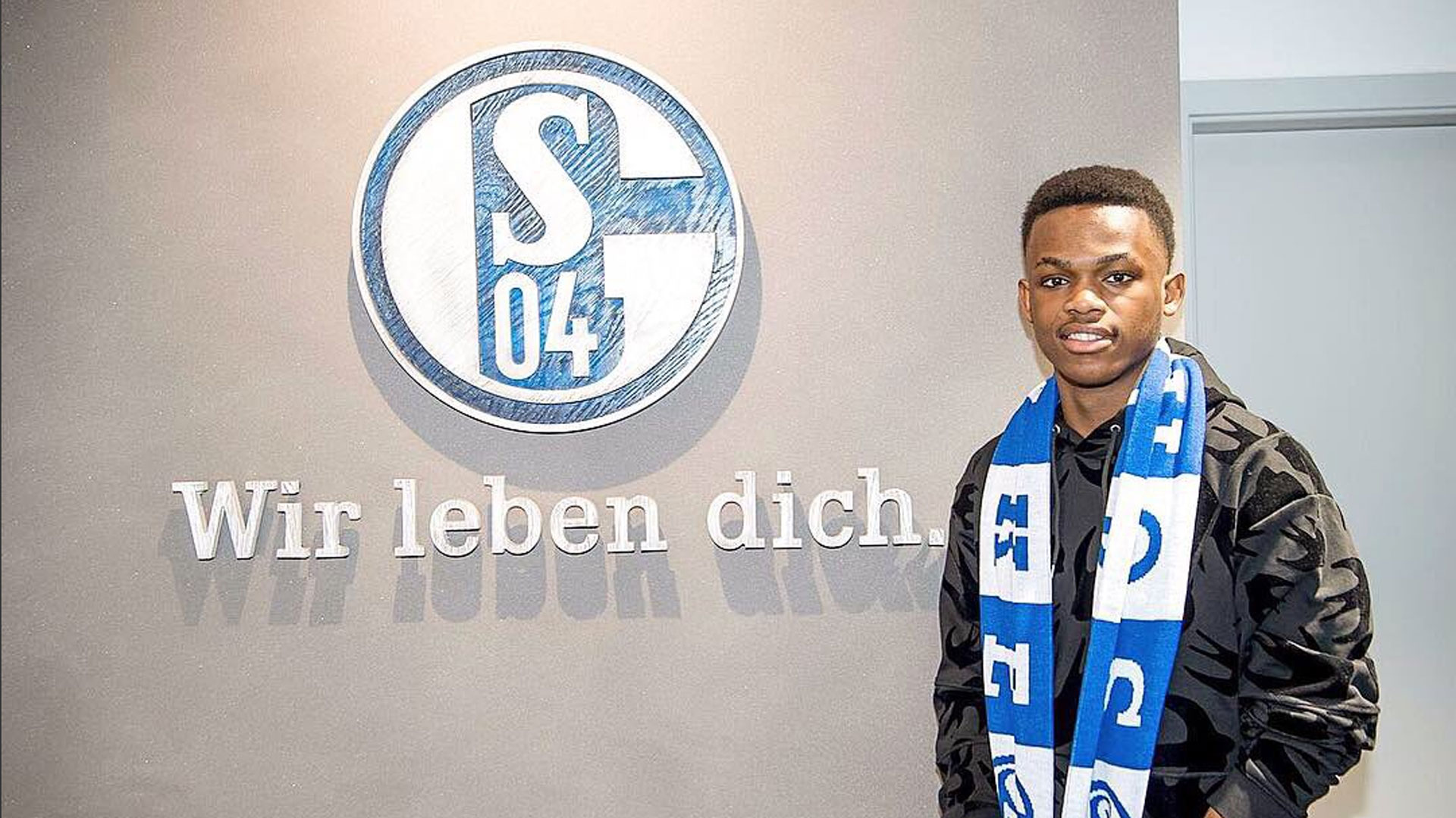 也让对手更 也让对手更