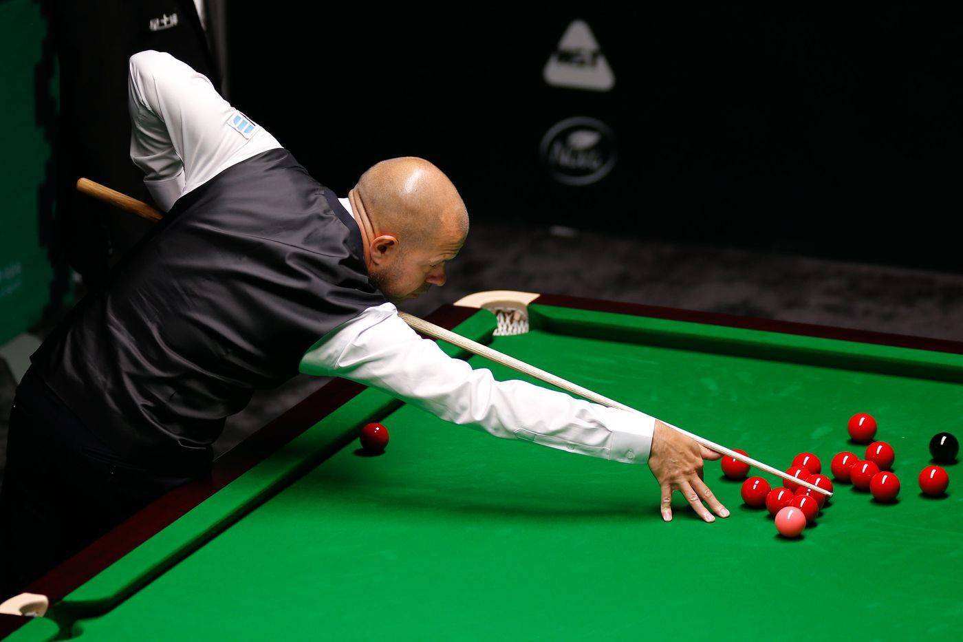 0万欧元签 0万欧元签