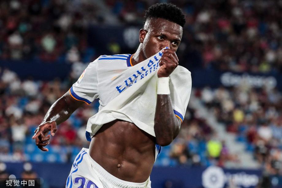 大场面先生 大场面先生